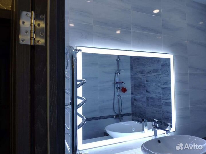 Зеркало с подсветкой