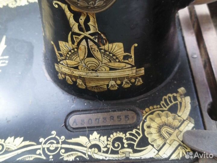 Швейная машина Singer