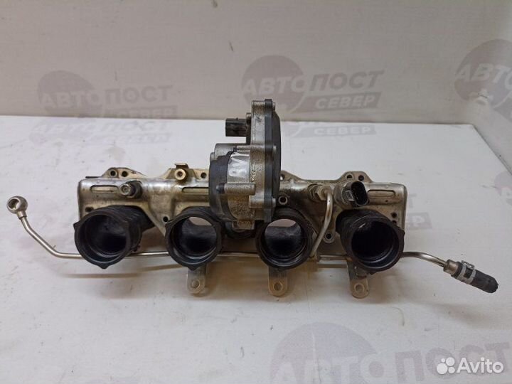 Топливная рампа Volkswagen Passat B6 BVY 2011