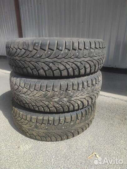 Pirelli Formula Ice 185/65 R15 и 185/65 R15