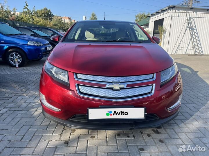 Chevrolet Volt, 2011