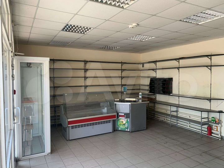 Отдельностоящее здание магазина.Торговая площадь