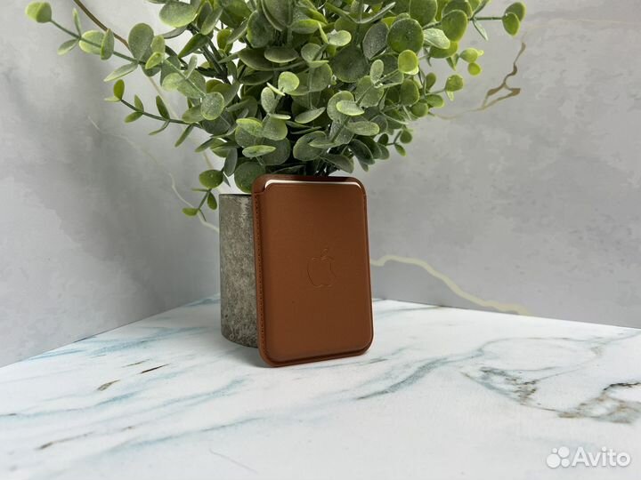 Кардхолдер MagSafe Apple