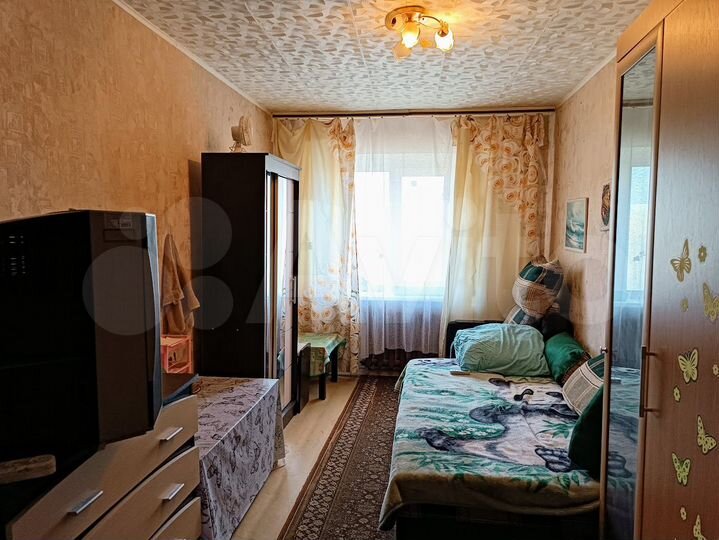 Комната 13,5 м² в 5-к., 4/5 эт.