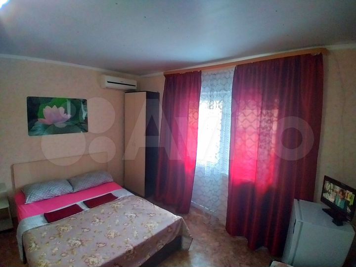 Комната 16 м² в 4-к., 2/2 эт.