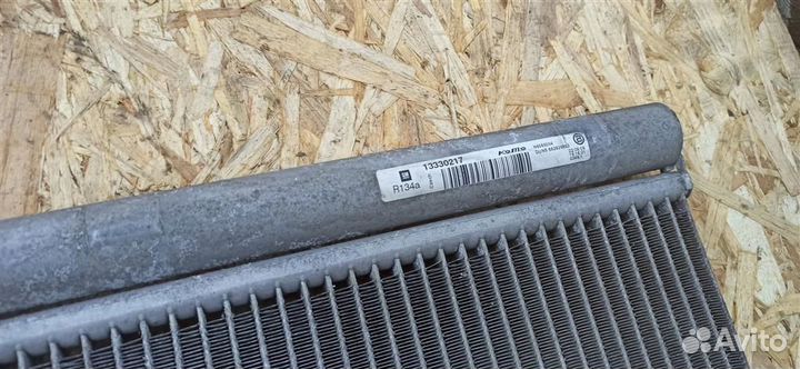 Радиатор кондиционера (конденсер) Opel Insignia