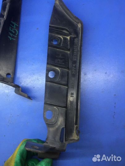 Крепление заднего бампера нижнее левое