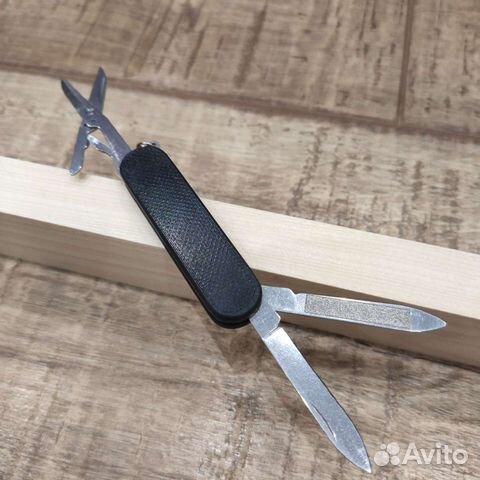 Швейцарский нож Wenger Esquire 65mm