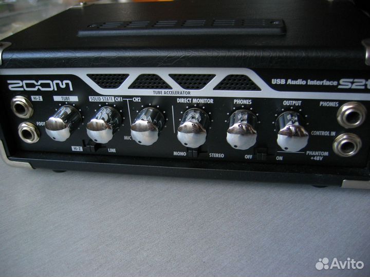 Ламповый интерфейс / звуковая карта zoom S2t