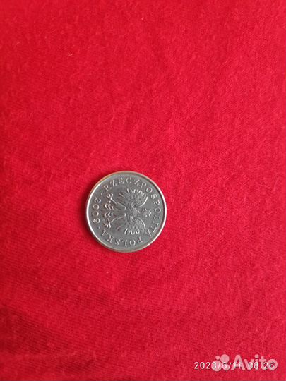Продам монету