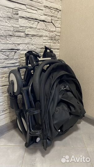 Прогулочная коляска yoya