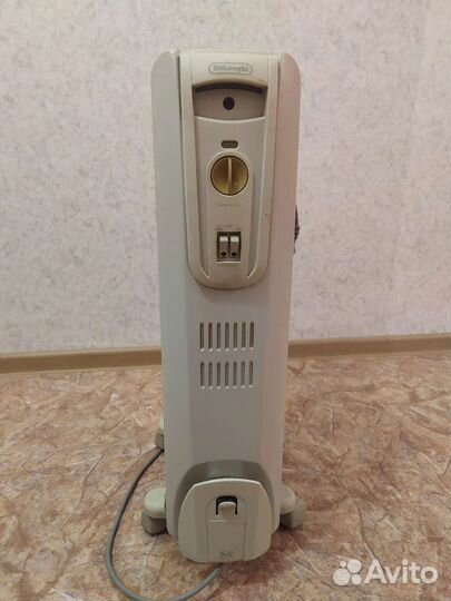 Масляный обогреватель delonghi