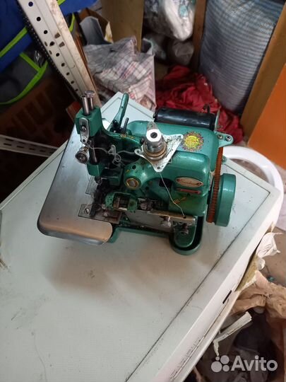 Швейная машина бу оверлок