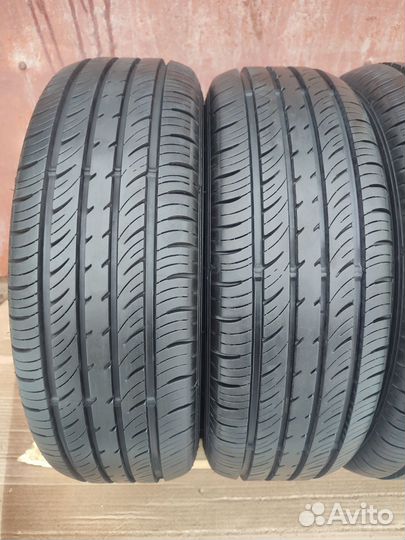 Dunlop SP Touring T1 185/60 R14 82T