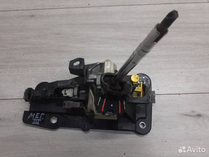 Селектор АКПП Renault Megane 3 / Fluence