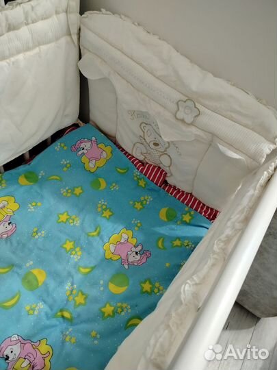 Бортики и балдахин в кроватку