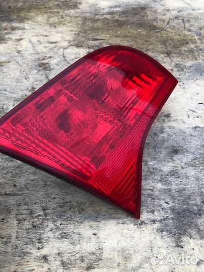 Фонарь задний левый внутренний Audi A4 B7 avant