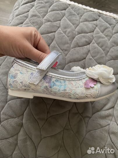 Туфли для девочки праздничные 26