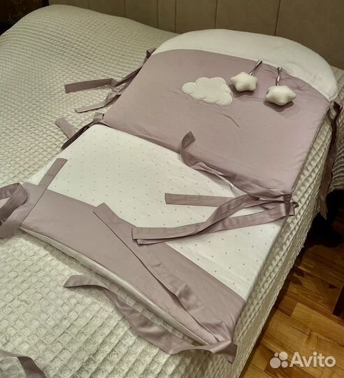 Комплект в детскую кроватку