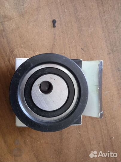 Ролик натяжитель ремня грм ваз Лада 08-09