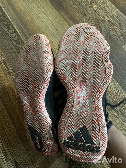 Баскетбольные кроссовки adidas dame 6