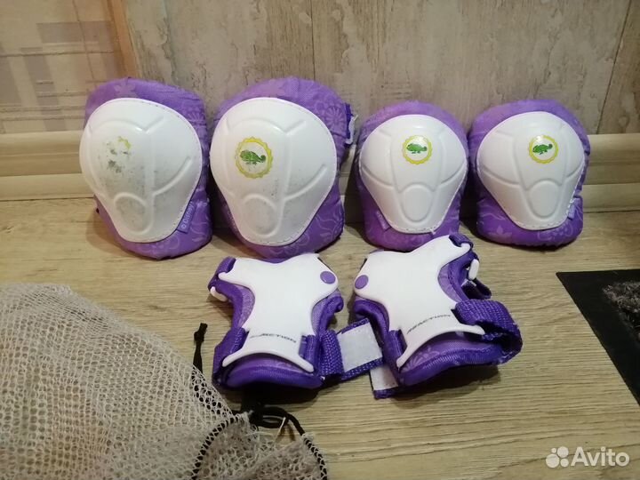 Ролики + шлем, защита, сумка для роликов