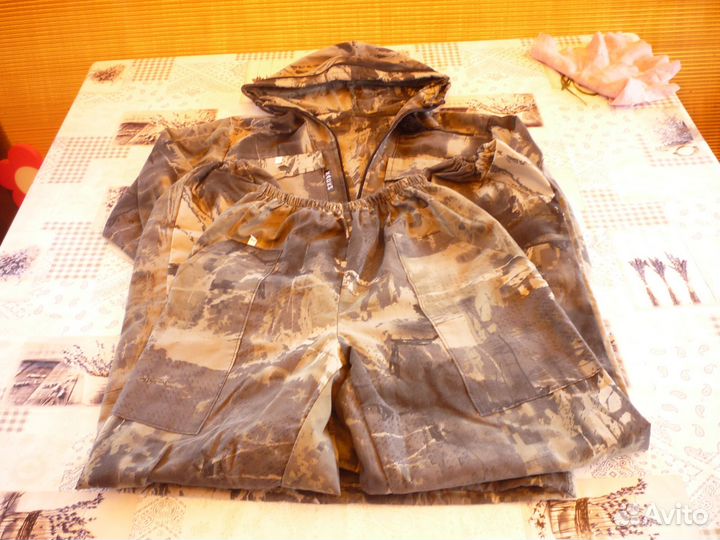 Детский камуфляжный костюм 42 размер