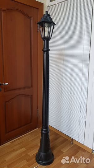 Уличный светильник