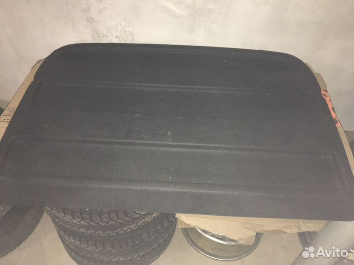 Полка в багажное отделение Рено Аркана