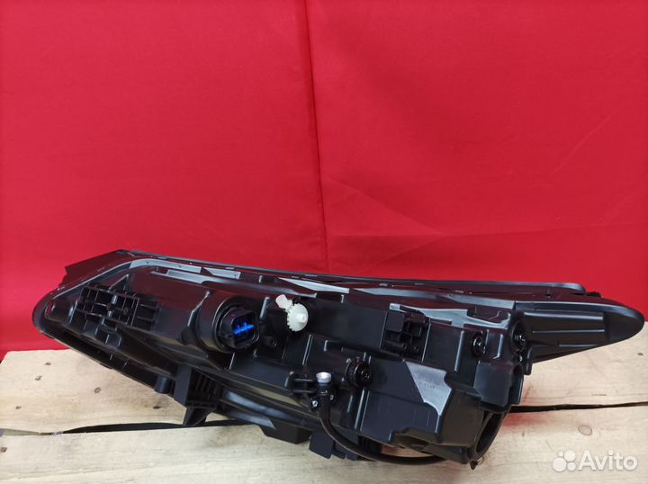 Фара правая Hyundai Sonata 8 дн8 2019