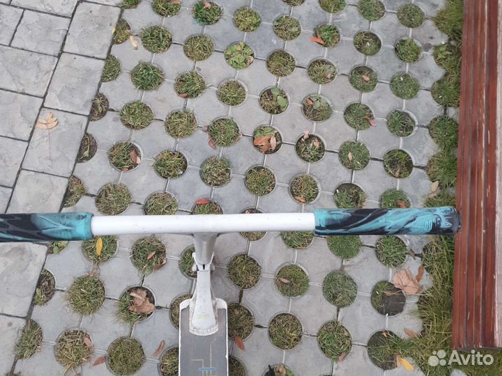 Трюковой самокат