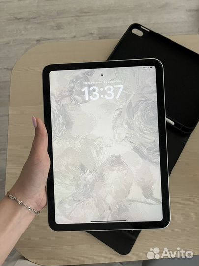 Apple iPad 10.9 2022 64gb wifi б/у