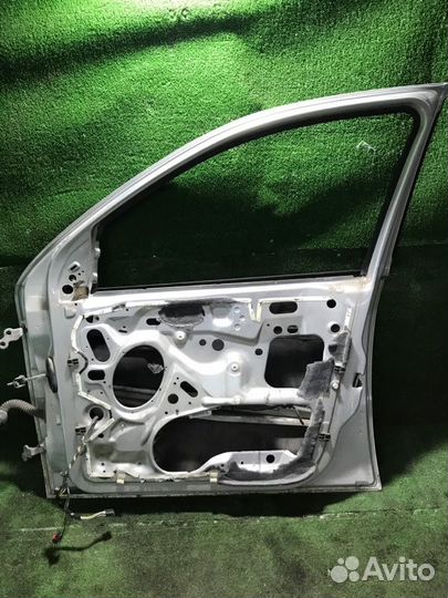 Дверь передняя правая Ford Focus MK1 zetec