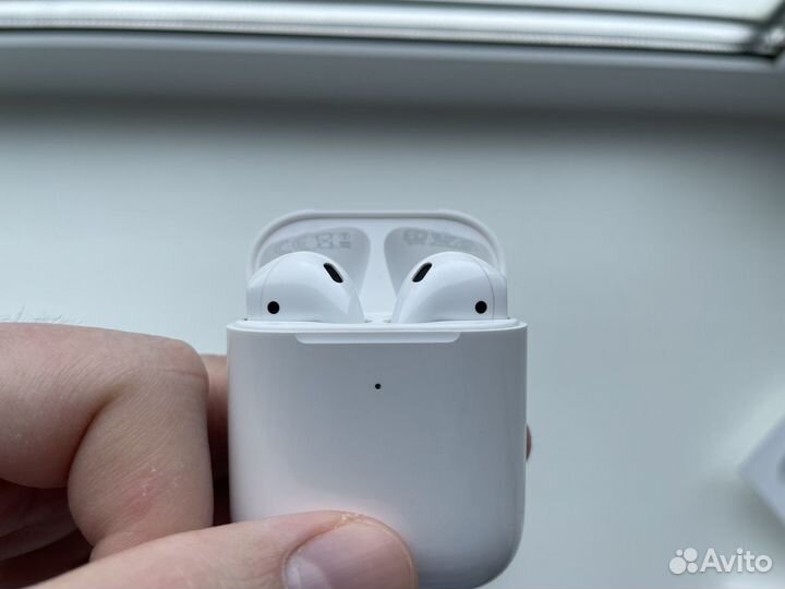 Apple AirPods 2 оригинал (новые)
