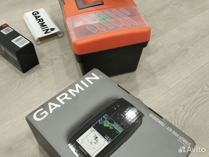 Эхолот garmin striker vivid 4cv с датчиком gt20 tm