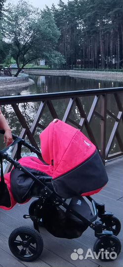 Детская коляска 3в 1