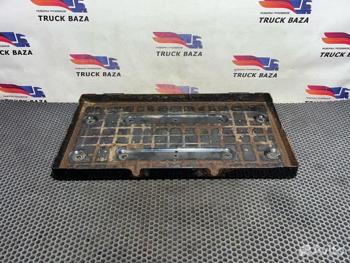 Проставка под акб Daf XF106