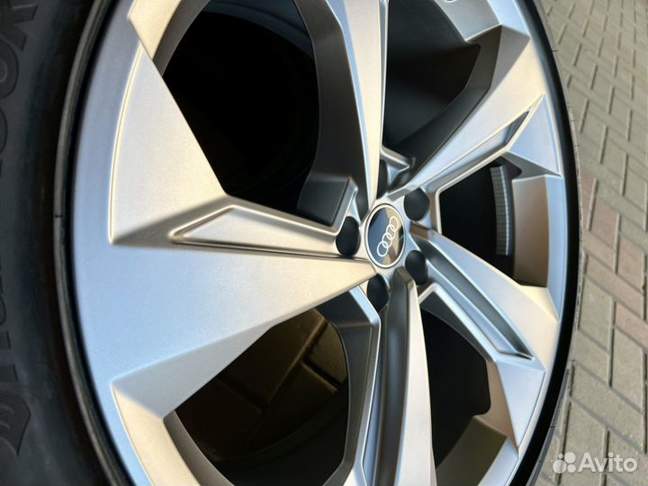 Колеса Audi Q7 SQ7 R22 оригинал AudiSport