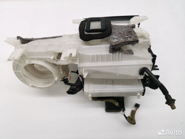 Корпус печки Mitsubishi Outlander 3 рестайлинг 2.0