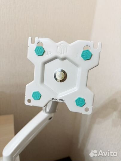 Кронштейн onkron G80-W для монитора 13-32