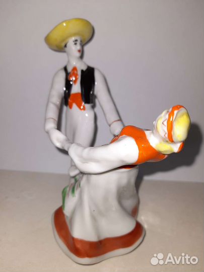 Фарфор мексиканский танец