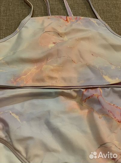 Купальник для девочки новый 10-12 лет