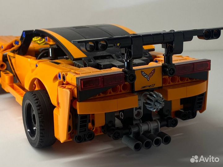 Lego Technic 42093 Corvette