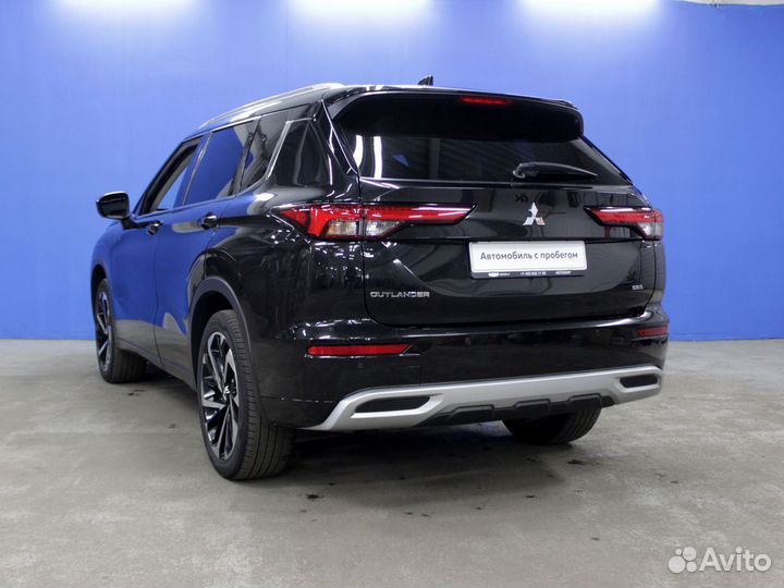 Mitsubishi Outlander 2.5 CVT, 2021, 41 200 км
