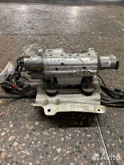 Блок клапанов активного стабилизатора Land Rover R