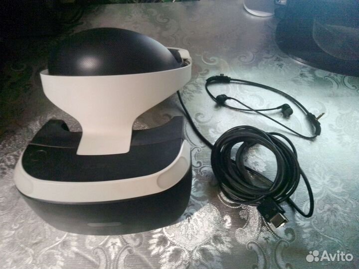 Набор Sony PS4 Slim + VR1 + 23 игры