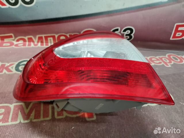 Фонарь задний Skoda Rapid