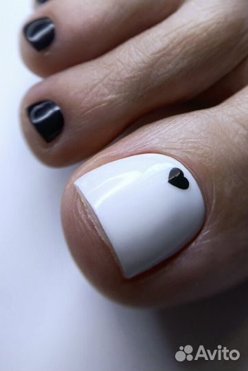 Маникюр, педикюр