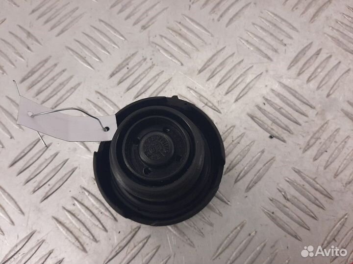 Пробка расширительного бачка Volkswagen Bora 2002