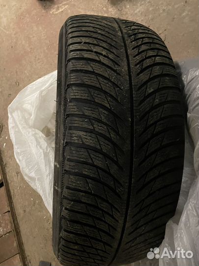 Michelin Pilot Alpin 5 SUV 245/50 R19